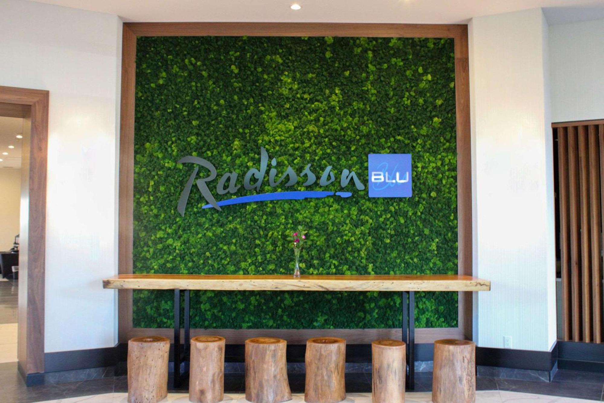 Hotel Radisson Blu Vancouver Airport & Marina