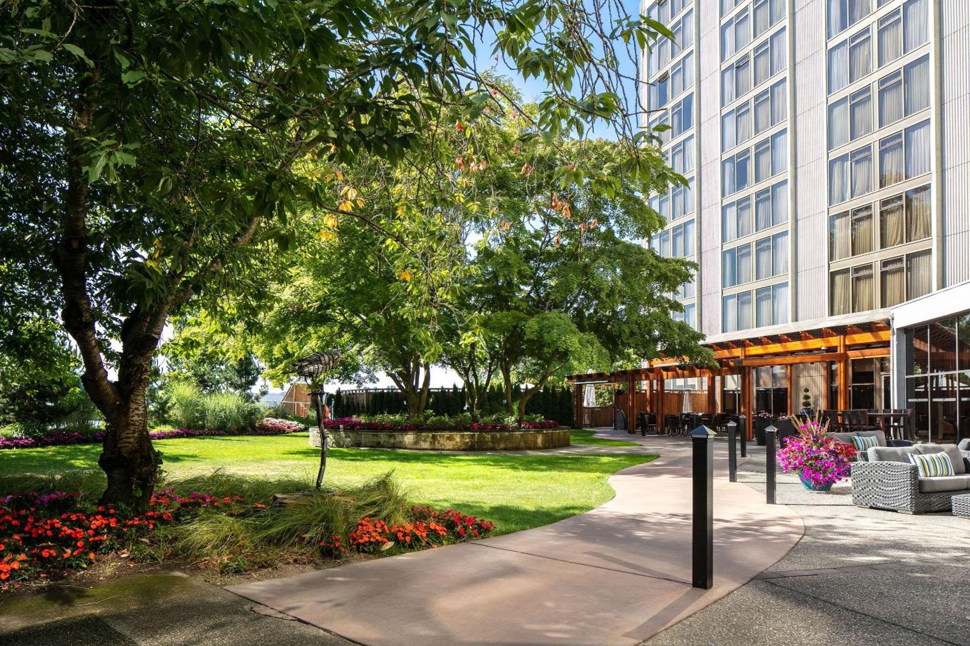 Radisson Blu Vancouver Airport & Marina