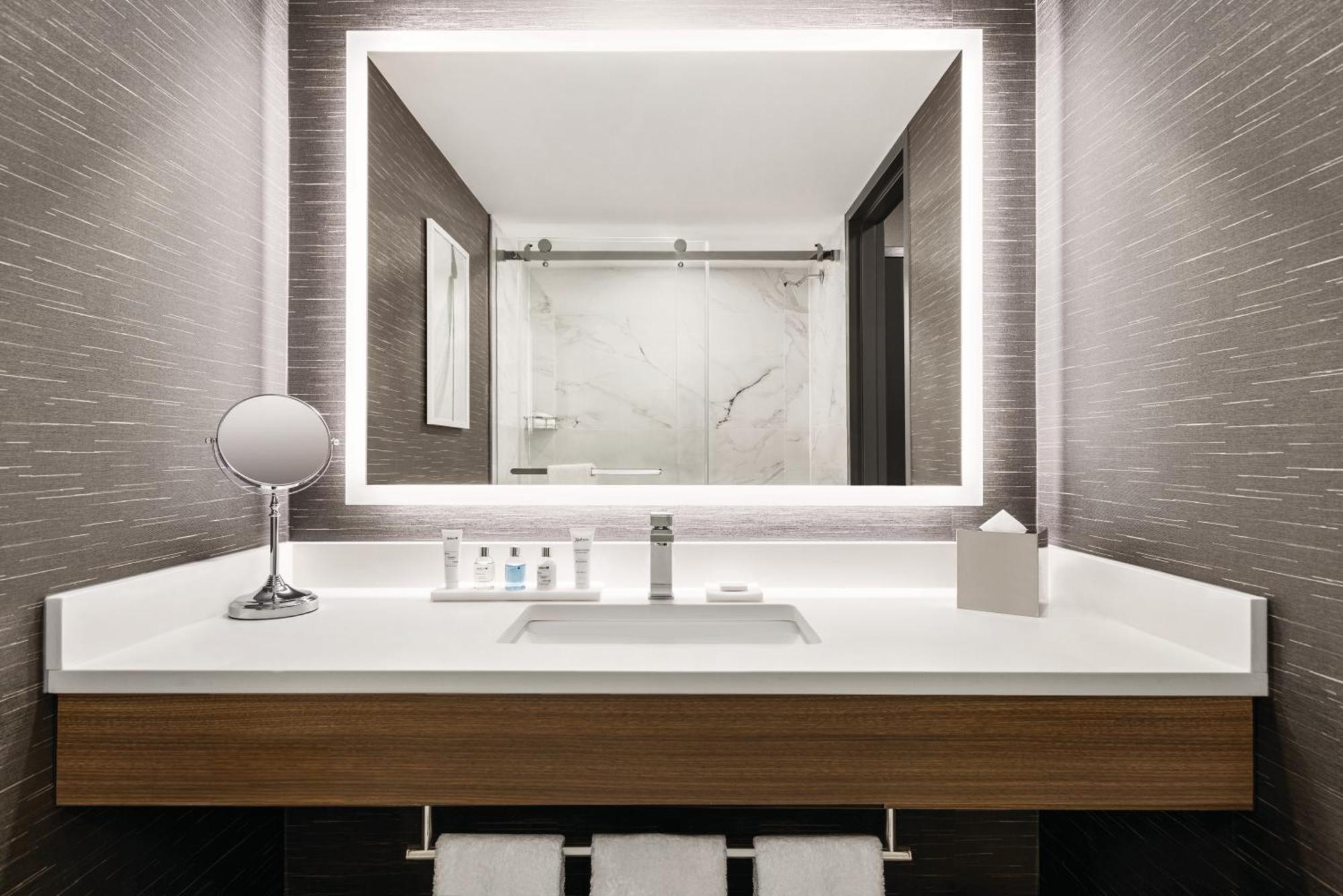 Radisson Blu Vancouver Airport & Marina Richmond